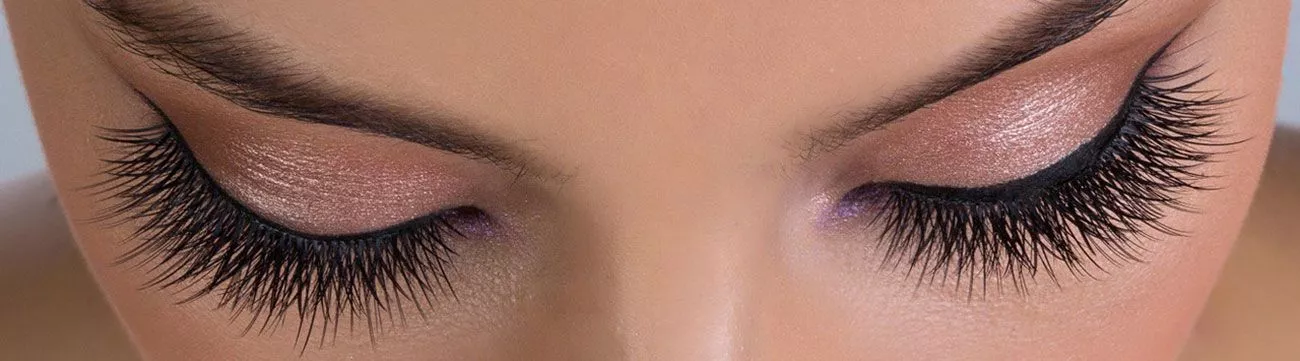 Аллергия или раздражение при наращивании ресниц: в чем разница? Аллергия или раздражение при наращивании ресниц: в чем разница?